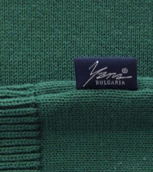 Pánsky sveter s dlhým rukávom s výstrihom do V, zelená